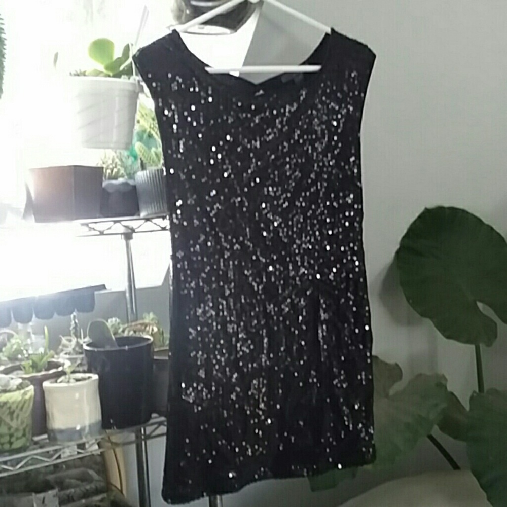 Sequin open back mini π - Picture 1 of 3